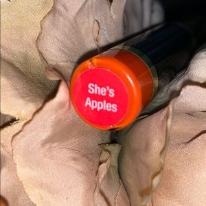 She’s Apples LipSense